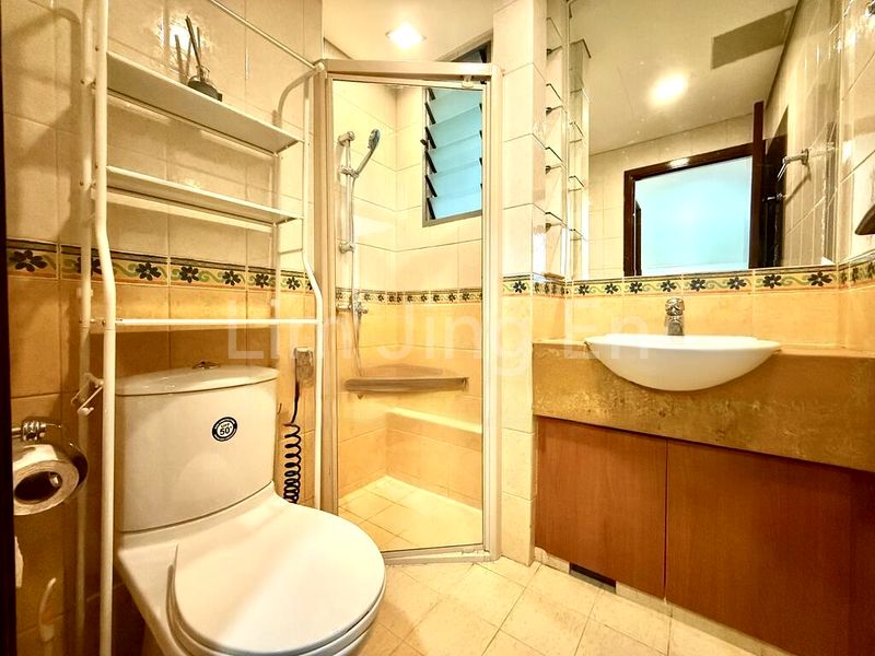 3 Bed Condo for Sale in  Sunhaven - Image 6